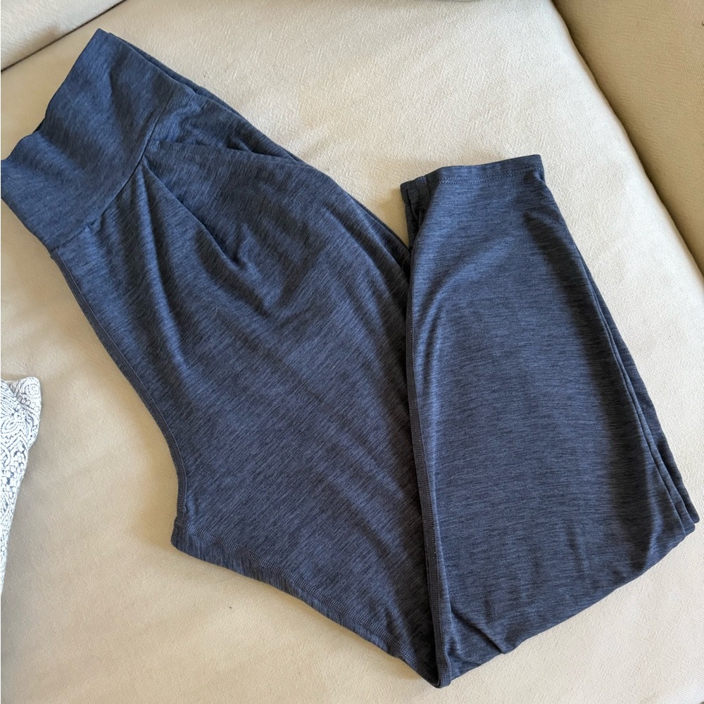 Vuori super soft harem joggers